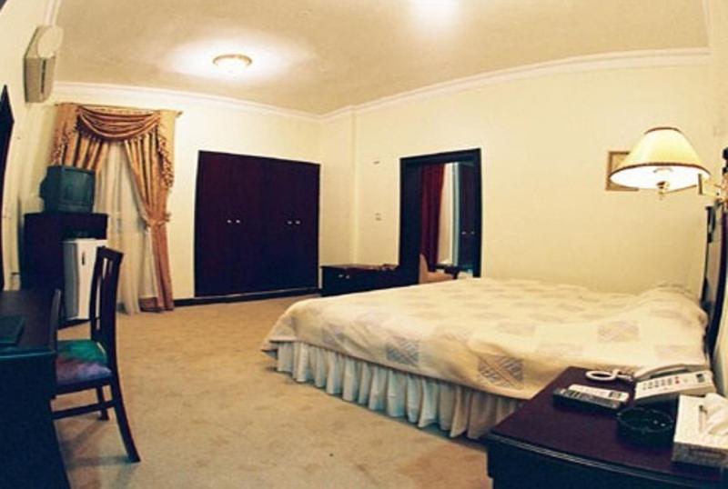 Doha Grand Hotel Екстериор снимка